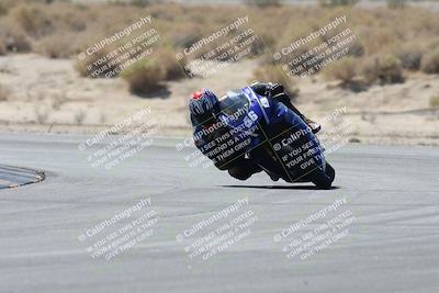 media/Oct-02-2025-Racers Edge (Thu) [[2c91cb6ab3]]/3-B Group/Session 3-Turn 16 (12pm)/